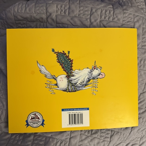 Donut the Unicorn Who Wants to Fly Laura Gehl Dolly Parton Imagination Library - Picture 2 of 12